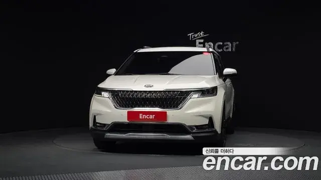 Kia Carnival 2020 — ფოტო 4/20