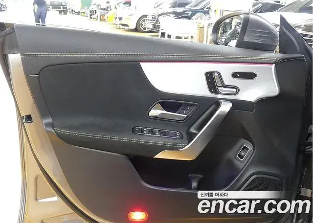 Mercedes-Benz CLA-Class 2021 — ფოტო 15/20