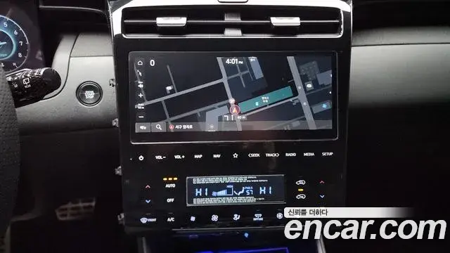 Hyundai Tucson Hybrid 2022 — Photo 6/20