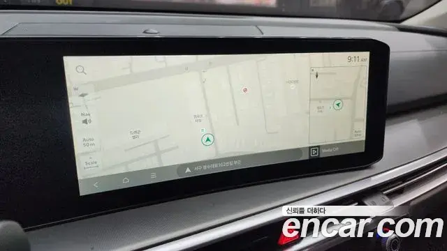 Kia Sorento 2023 — Photo 7/20