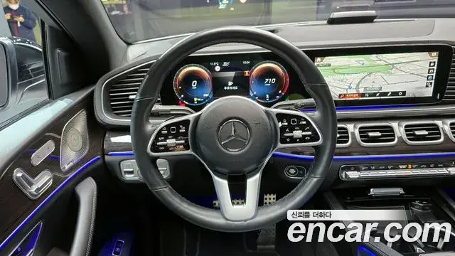 Mercedes-Benz GLE-Class 2022 — Фото 14/20