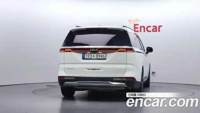 Kia Carnival 2023 — Фото 4/20