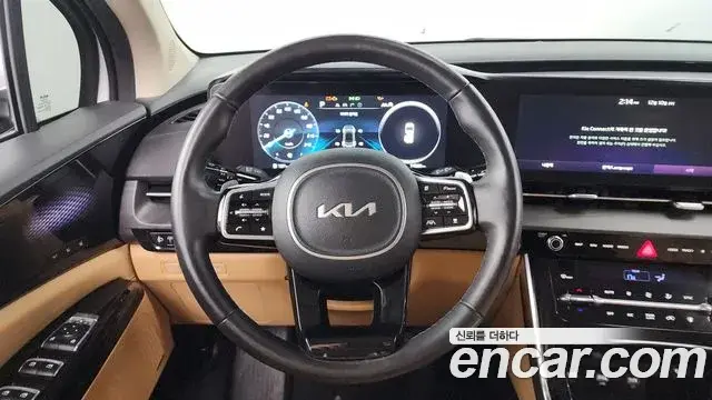 Kia Carnival 2023 — Фото 13/20