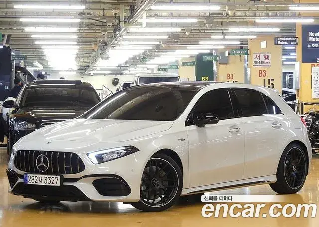 Mercedes-Benz A-Class 2023 — Şəkil 8/20