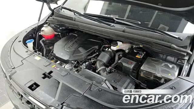 Kia Carnival 2023 — Photo 8/20