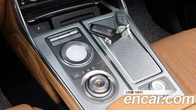 Genesis GV80 2022 — ფოტო 8/20