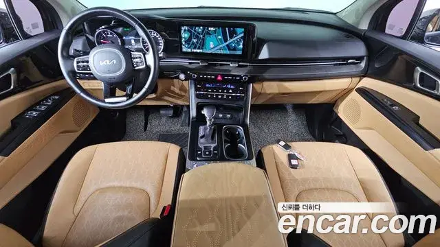 Kia Carnival 2022 — Photo 7/20