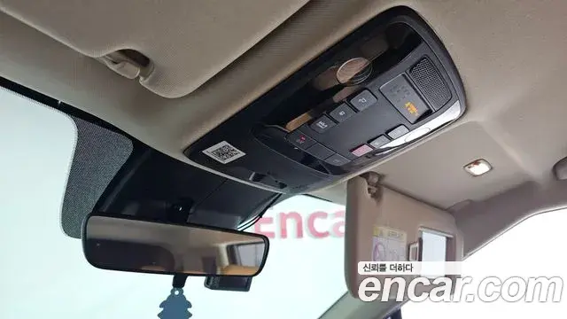 Kia Carnival 2022 — Photo 17/20