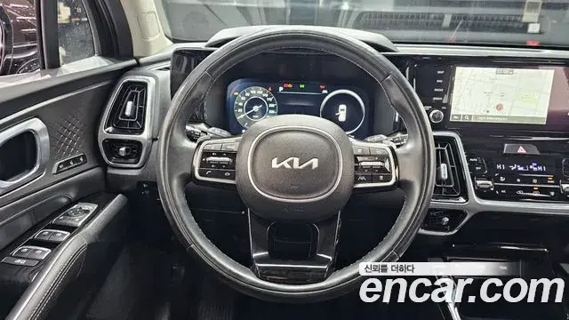 Kia Sorento 2023 — ფოტო 3/20