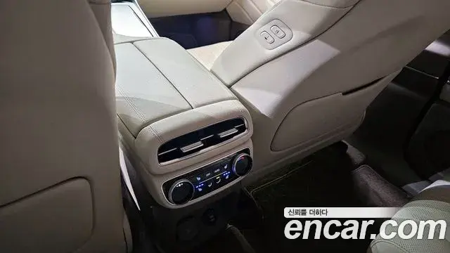Genesis GV80 2020 — Photo 7/20
