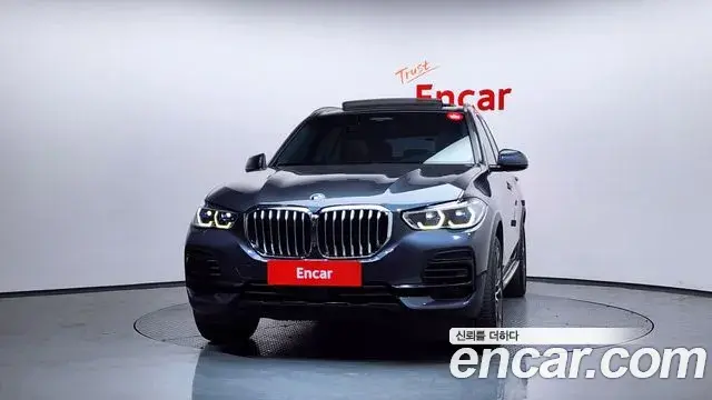 BMW X5 2022 — ფოტო 4/20