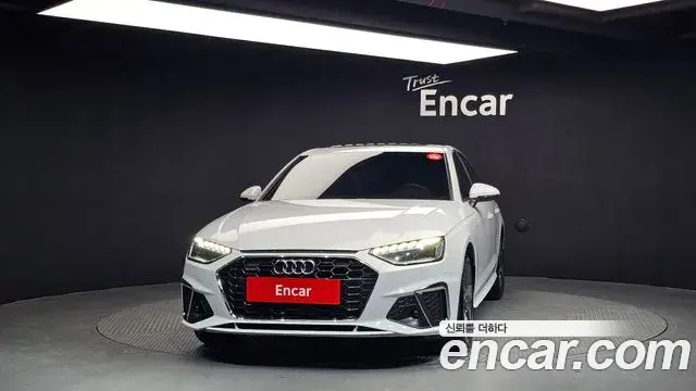 Audi A4 2021 — Şəkil 12/20