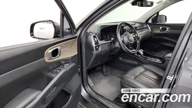 Kia Sorento 2021 — ფოტო 16/20