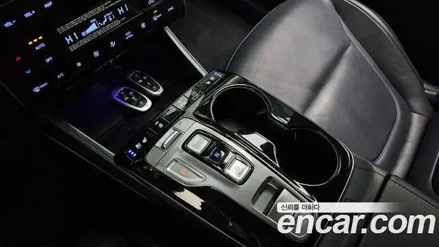 Hyundai Tucson Hybrid 2021 — ფოტო 15/20
