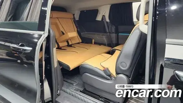 Kia Carnival 2025 — Photo 9/20