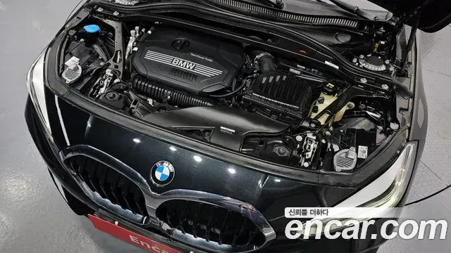 BMW 1 Series 2022 — Şəkil 2/20