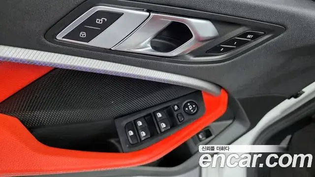 BMW 1 Series 2021 — Photo 18/20
