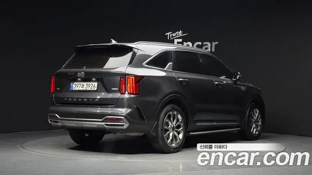 Kia Sorento 2021 — Photo 5/20