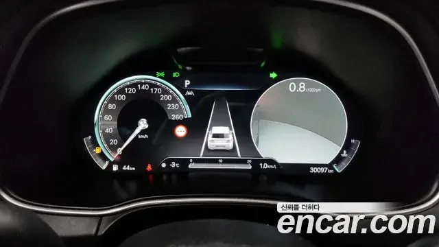 Genesis GV80 2022 — ფოტო 14/20