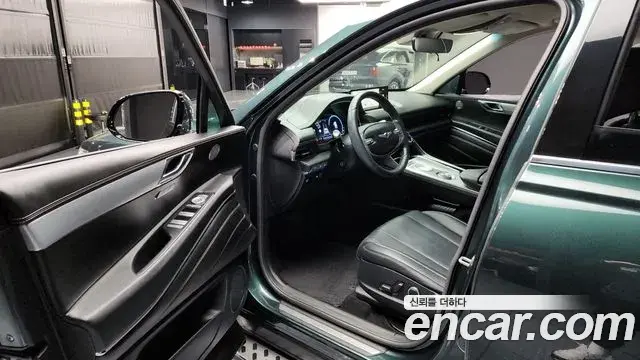 Genesis GV80 2022 — ფოტო 17/20