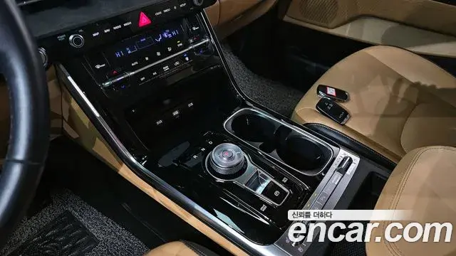 Kia Carnival 2023 — Фото 9/20