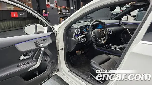 Mercedes-Benz A-Class 2021 — ფოტო 14/20