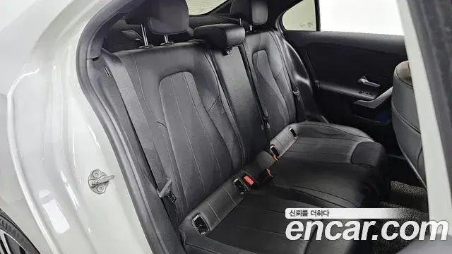 Mercedes-Benz A-Class 2021 — ფოტო 3/20