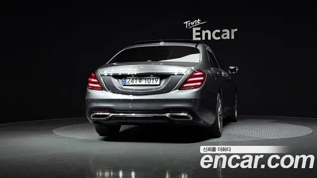Mercedes-Benz S-Class 2020 — Фото 4/20