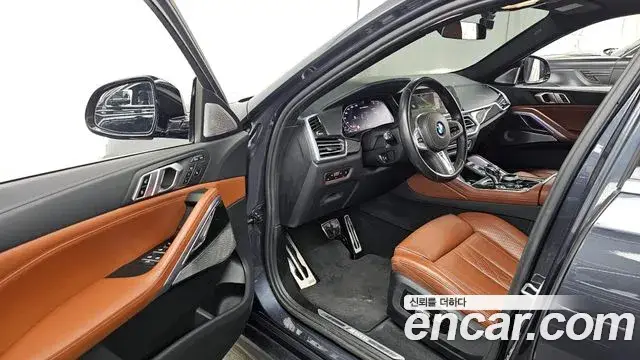 BMW X6, 2022