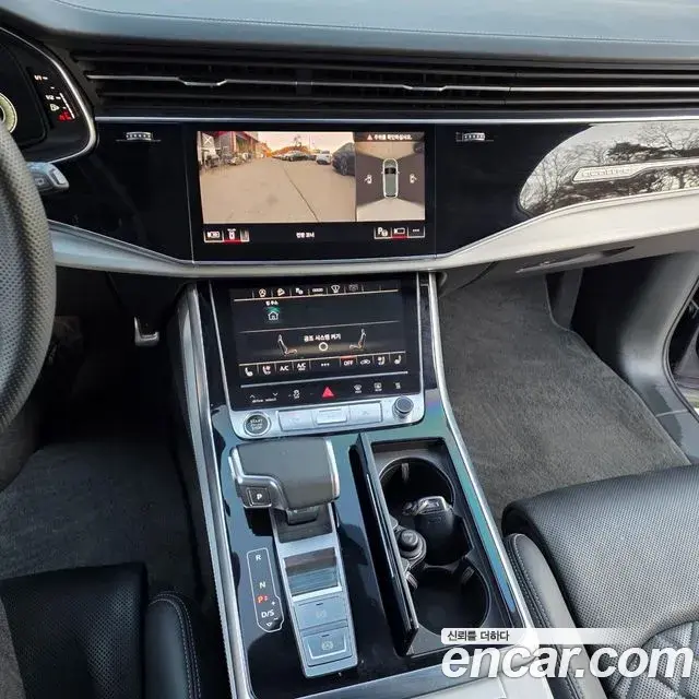 Audi Q7 2023 — ფოტო 11/20