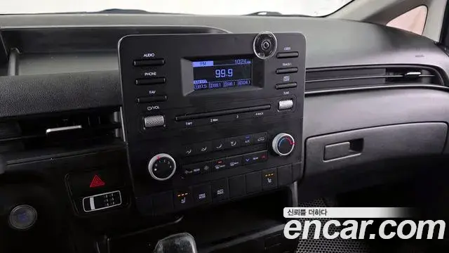 Hyundai Staria 2021 — Фото 14/20