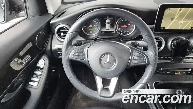 Mercedes-Benz GLC-Class 2019 — Фото 13/20