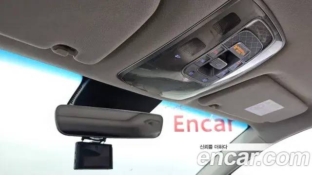 Genesis GV70 2021 — Photo 13/20