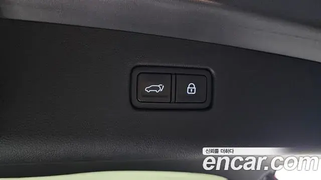 Genesis GV70 2021 — Photo 11/20