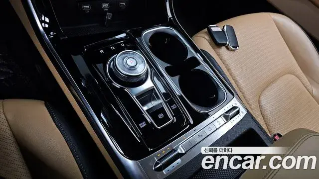 Kia Carnival 2020 — Фото 9/20