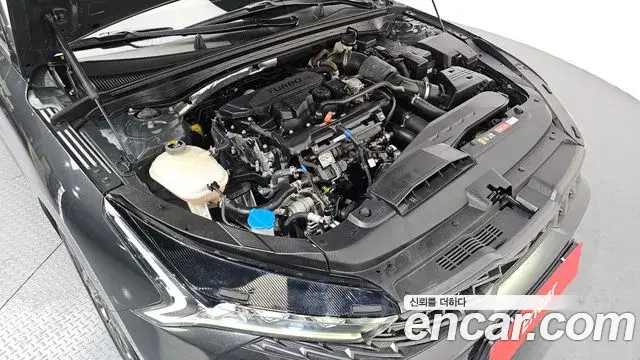 Kia K5 2021 — ფოტო 6/20