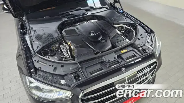Mercedes-Benz S-Class 2022 — Фото 6/20
