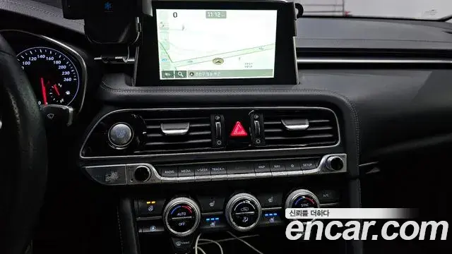 Genesis G70 2018 — ფოტო 20/20