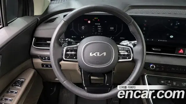 Kia Carnival 2024 — Photo 12/20