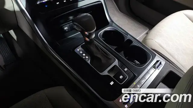 Kia Carnival 2022 — Фото 9/20