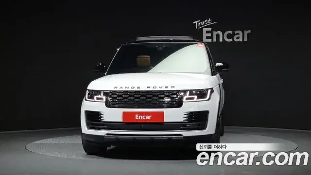 Land Rover Range Rover 2021 — ფოტო 1/20