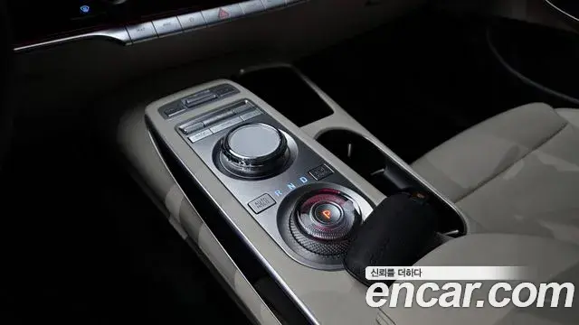 Genesis GV70 2021 — Şəkil 7/20