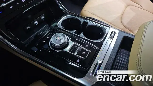 Kia Carnival 2022 — Фото 9/20