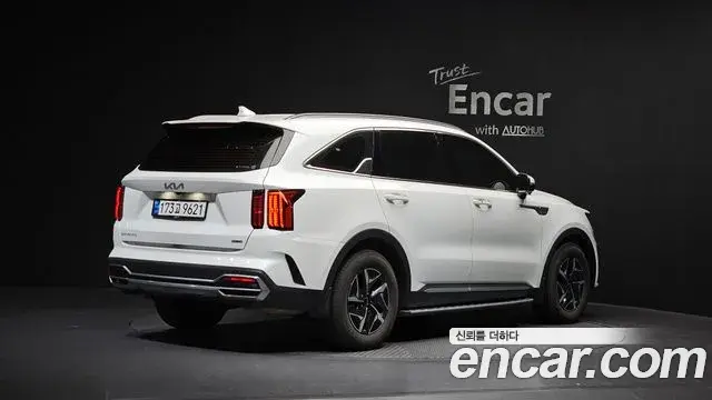 Kia Sorento 2022 — ფოტო 10/20