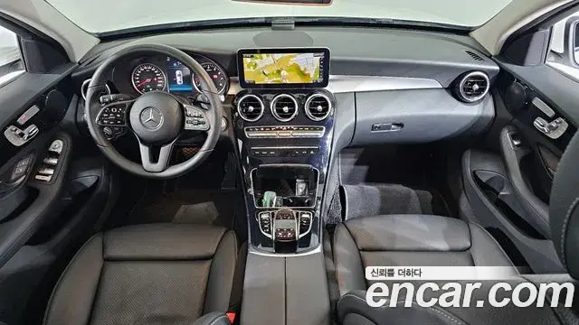 Mercedes-Benz C-Class 2019 — Şəkil 1/20