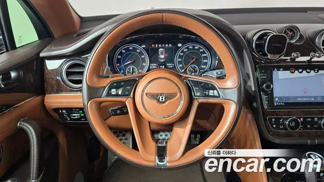 Bentley Bentayga 2018 — Photo 6/20
