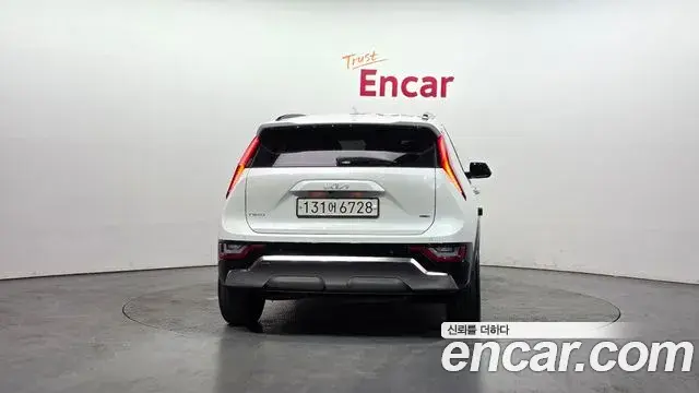 Kia Niro 2025 — Фото 4/20