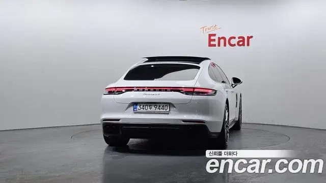 Porsche Panamera 2022 — Фото 4/20