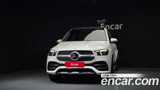 Mercedes-Benz GLE-Class 2021 — Фото 3/20
