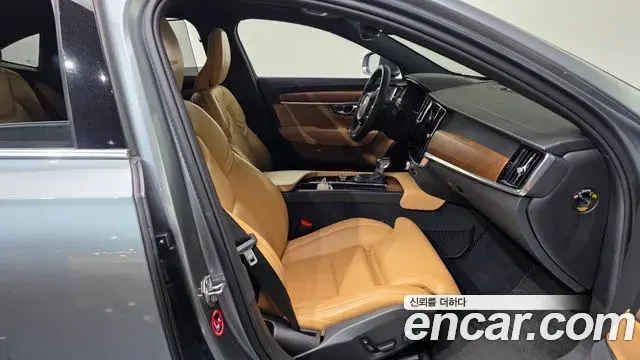 Volvo S90 2019 — Photo 4/20